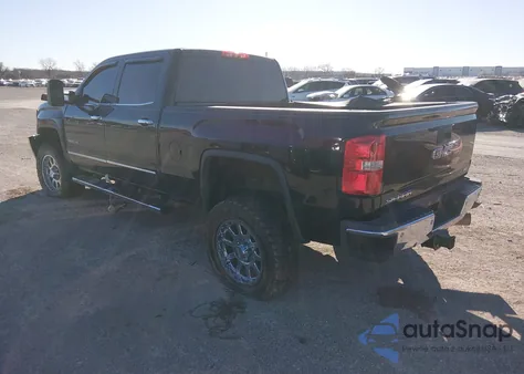 2015 GMC Sierra 2500Hd Slt z USA, uszkodzony, nr VIN 1GT12ZE88FF125528